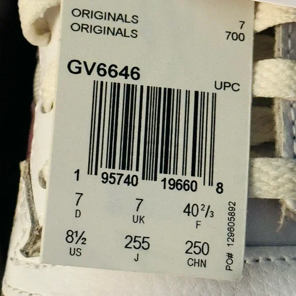 Womens Adidas Magic Mauve New size 8.5 New!! - Picture 9 of 10